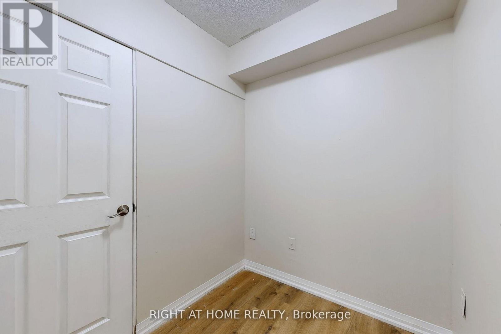610 - 741 Sheppard Avenue W, Toronto, Ontario  M3H 0C9 - Photo 21 - C12506158