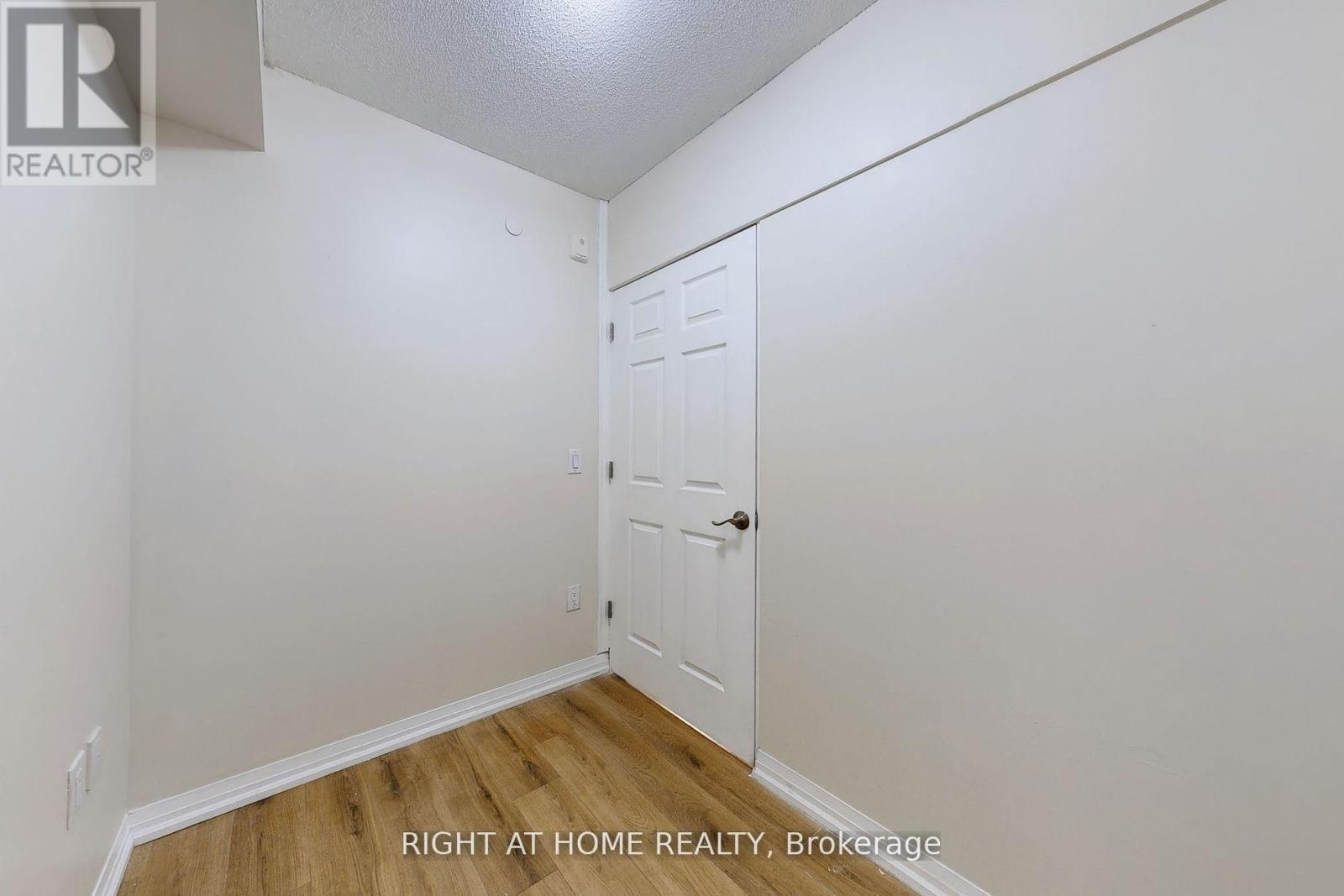 610 - 741 Sheppard Avenue W, Toronto, Ontario  M3H 0C9 - Photo 23 - C12506158