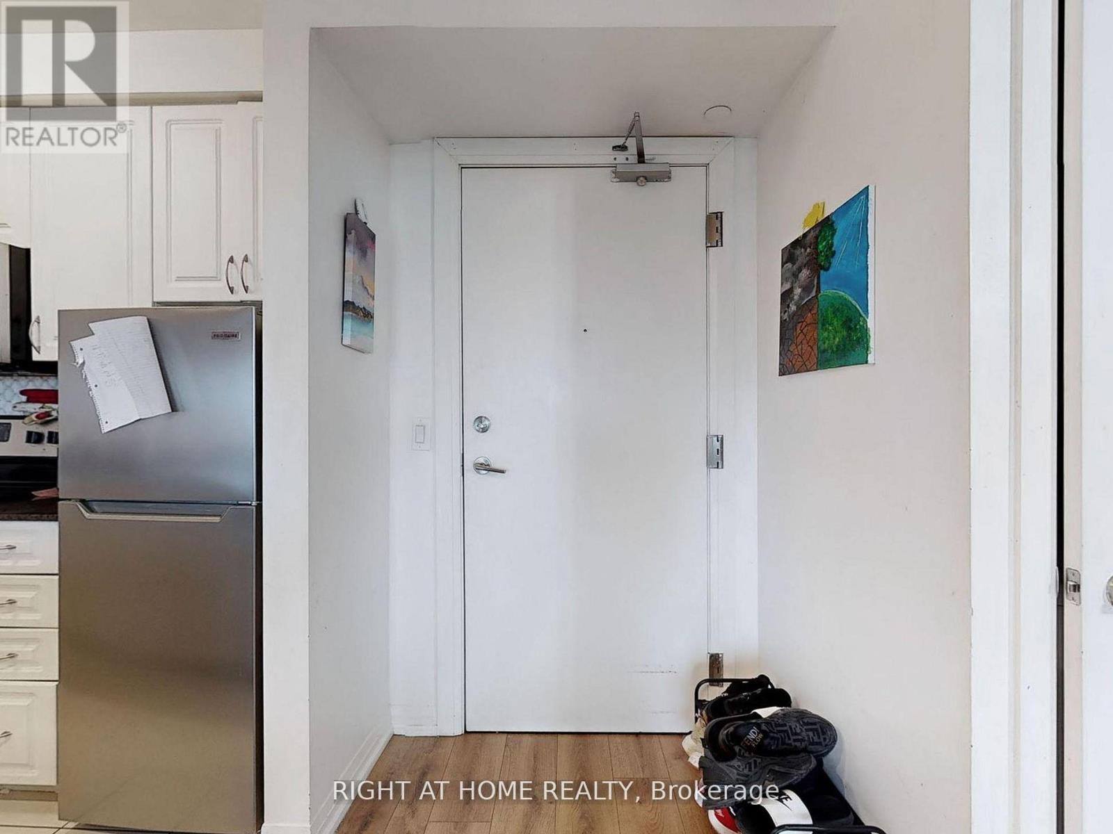 610 - 741 Sheppard Avenue W, Toronto, Ontario  M3H 0C9 - Photo 32 - C12506158