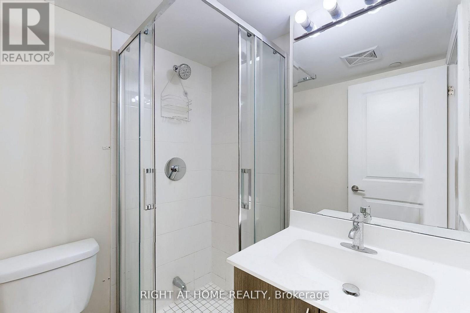 610 - 741 Sheppard Avenue W, Toronto, Ontario  M3H 0C9 - Photo 43 - C12506158