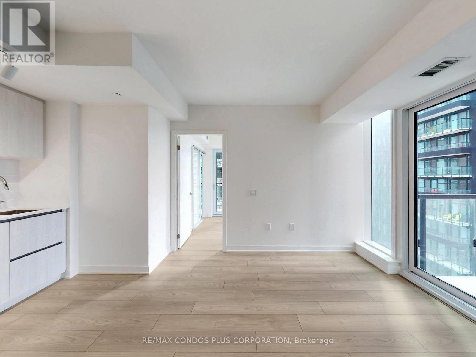 1110 - 120 Broadway Avenue, Toronto, Ontario  M4P 1V6 - Photo 7 - C12506180