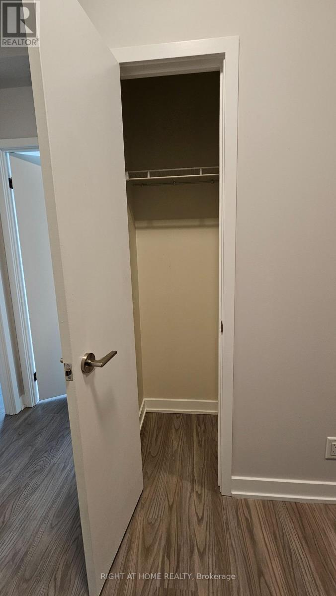 728 - 38 Monte Kwinter Court, Toronto, Ontario  M3H 0E2 - Photo 6 - C12506196