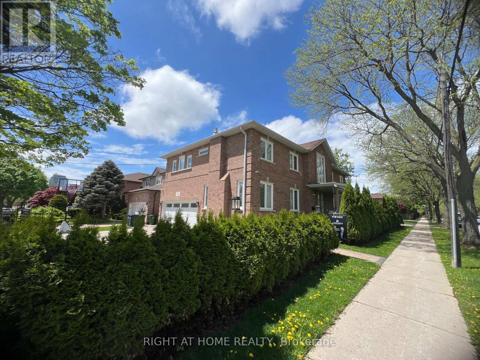 152 Holmes Avenue, Toronto, Ontario  M2N 4M6 - Photo 2 - C12506218