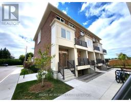 7 - 490 Beresford Path, Oshawa (Central), Ca
