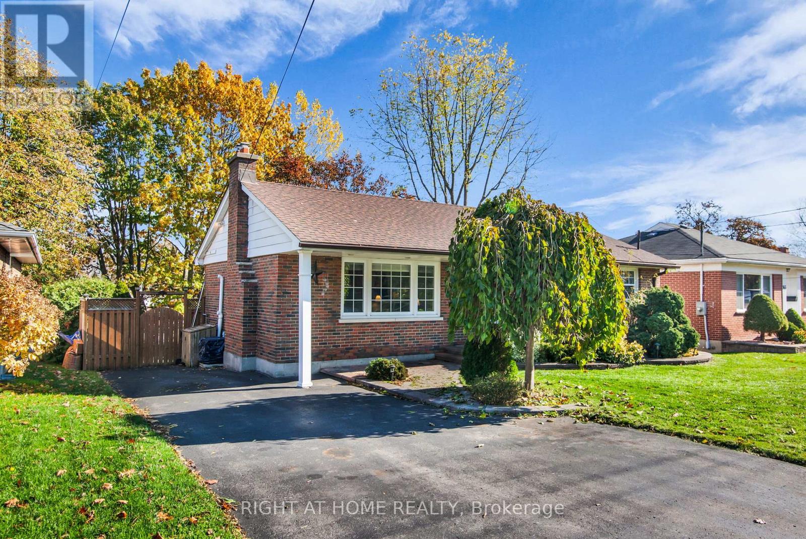 147 Liberty Street N, Clarington, Ontario  L1C 2M2 - Photo 2 - E12506216