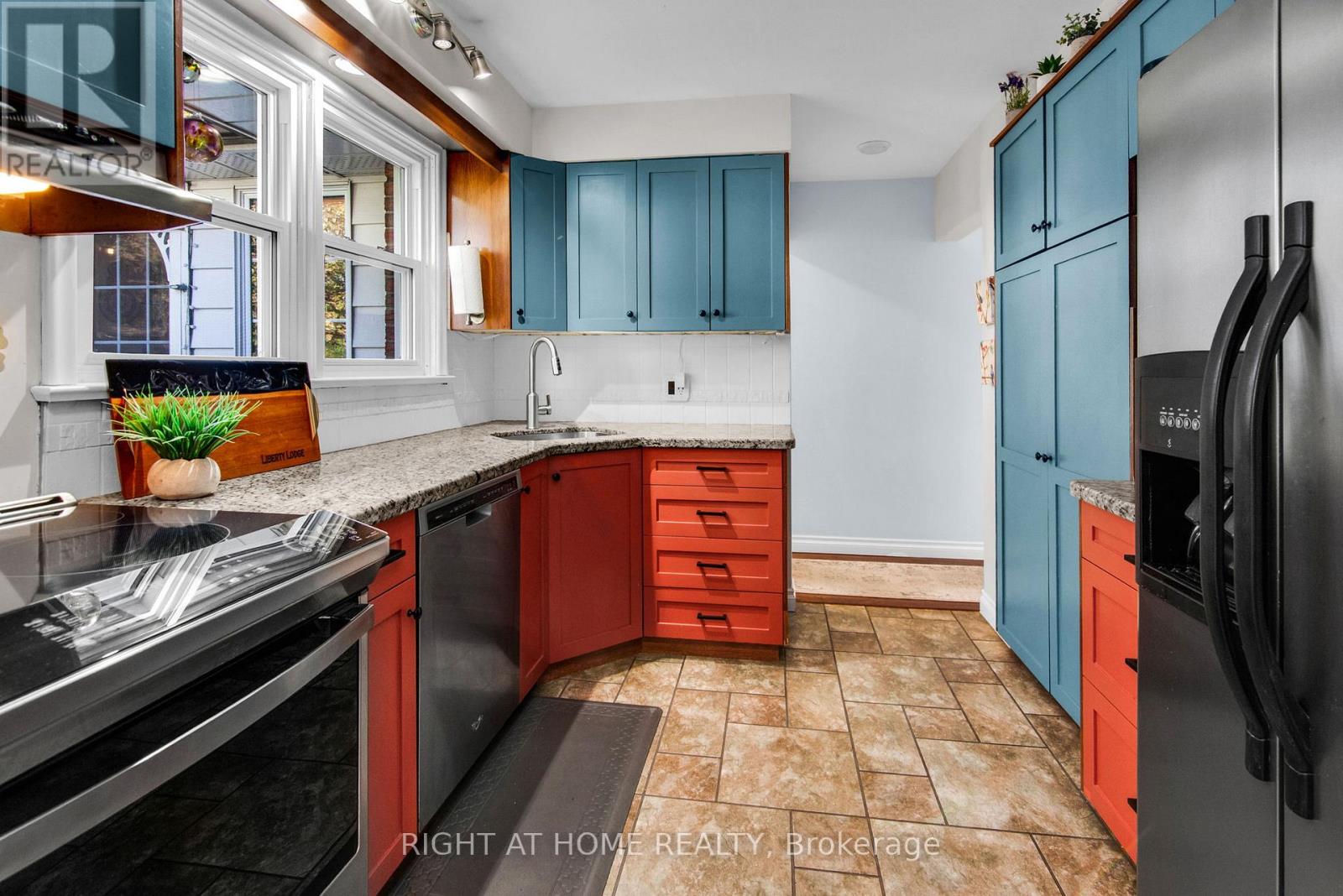 147 Liberty Street N, Clarington, Ontario  L1C 2M2 - Photo 9 - E12506216