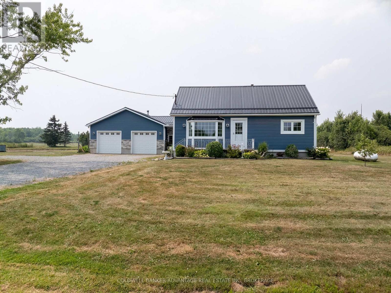 2227 BURGER ROAD, Fort Erie, Ontario