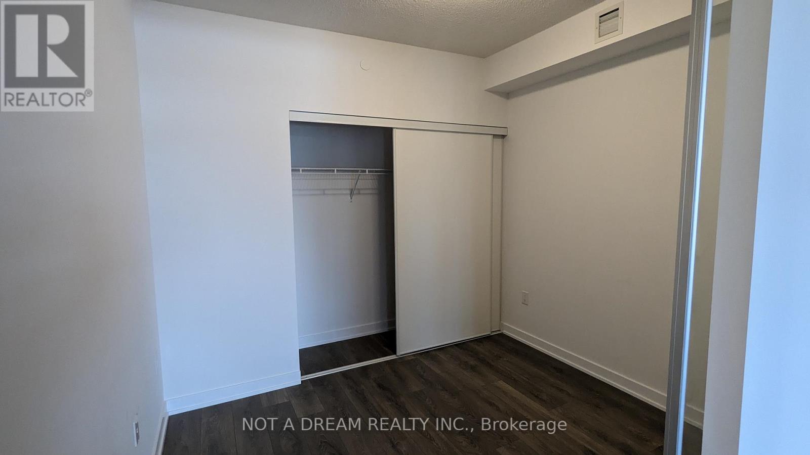 820 - 38 Honeycrisp Crescent, Vaughan, Ontario  L4K 0M8 - Photo 14 - N12506126