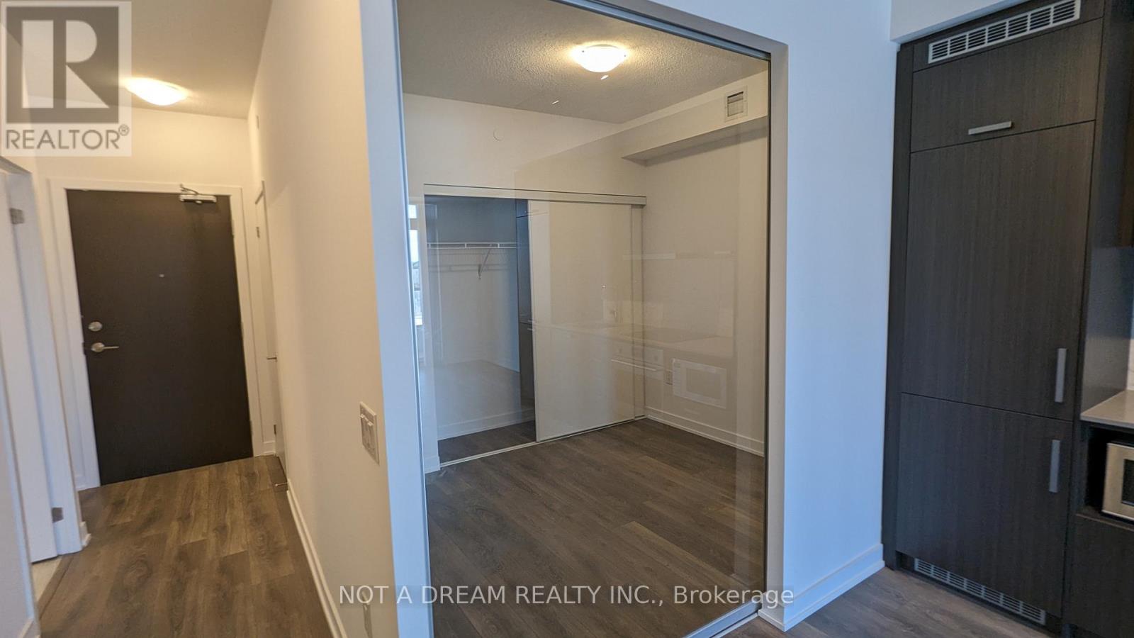 820 - 38 Honeycrisp Crescent, Vaughan, Ontario  L4K 0M8 - Photo 15 - N12506126