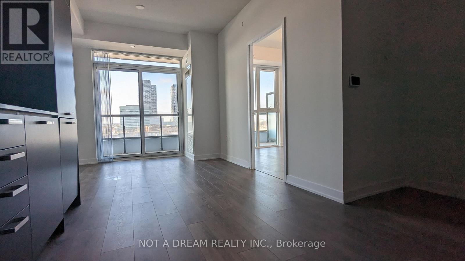 820 - 38 Honeycrisp Crescent, Vaughan, Ontario  L4K 0M8 - Photo 29 - N12506126