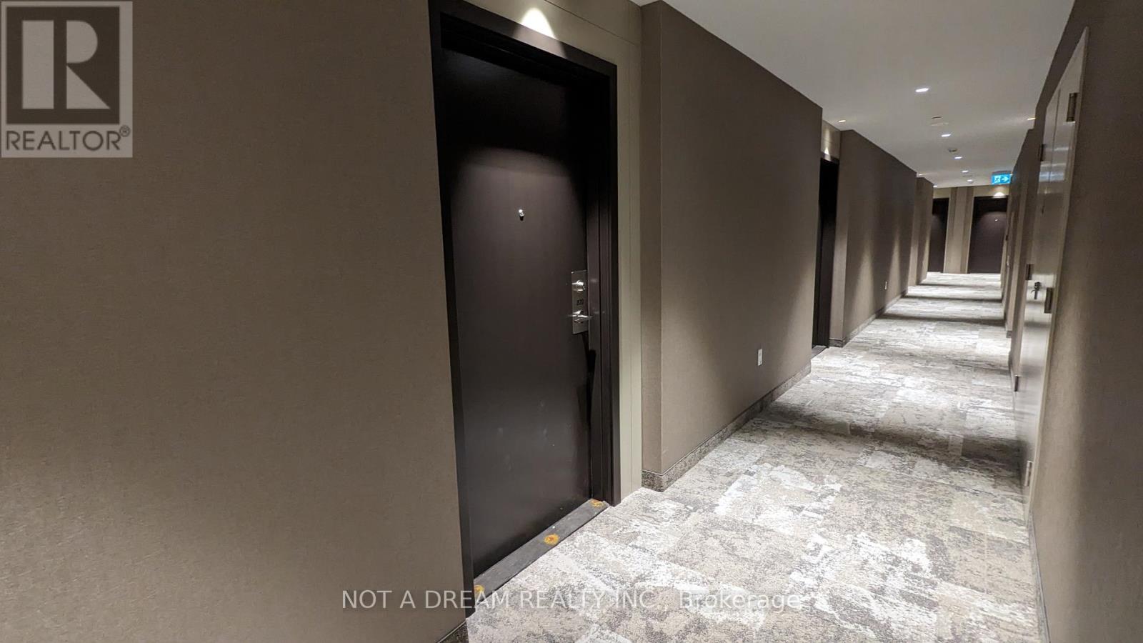 820 - 38 Honeycrisp Crescent, Vaughan, Ontario  L4K 0M8 - Photo 32 - N12506126