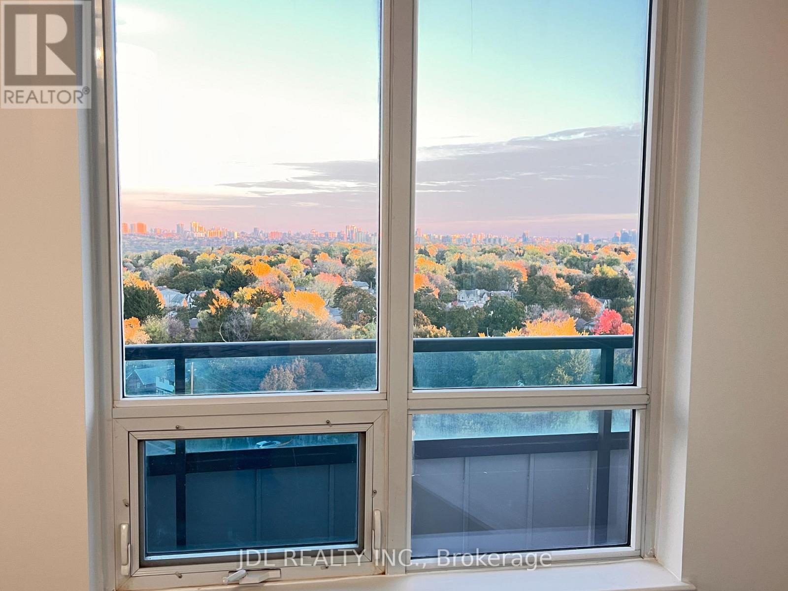 1031 - 7161 Yonge Street, Markham, Ontario  L3T 0C8 - Photo 10 - N12506130