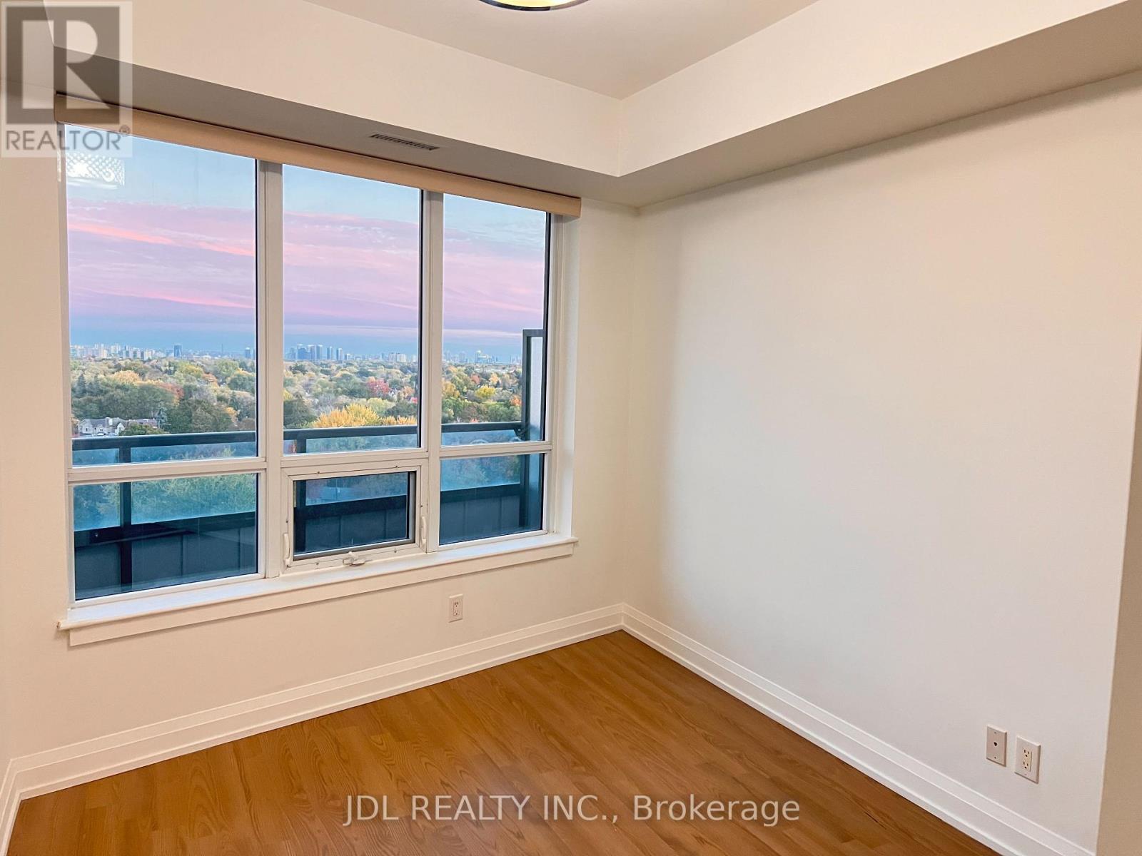 1031 - 7161 Yonge Street, Markham, Ontario  L3T 0C8 - Photo 13 - N12506130