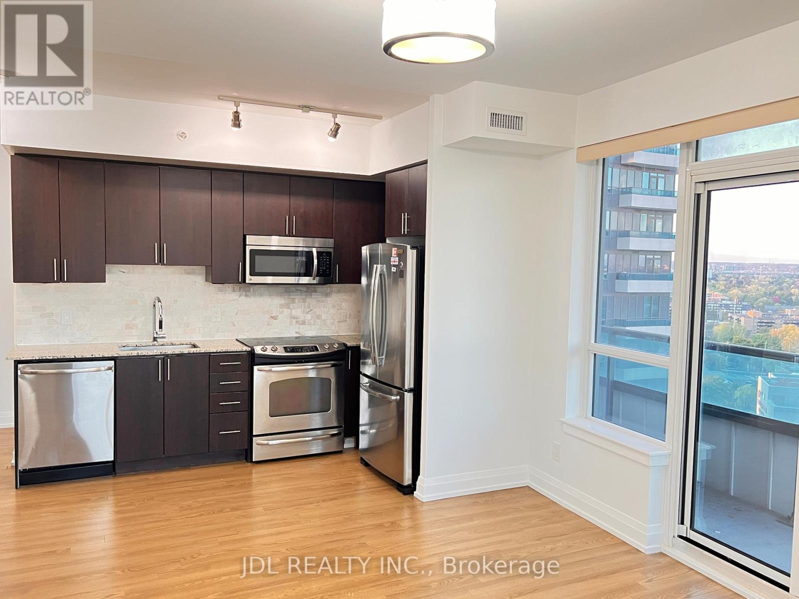 1031 - 7161 Yonge Street, Markham, Ontario  L3T 0C8 - Photo 7 - N12506130