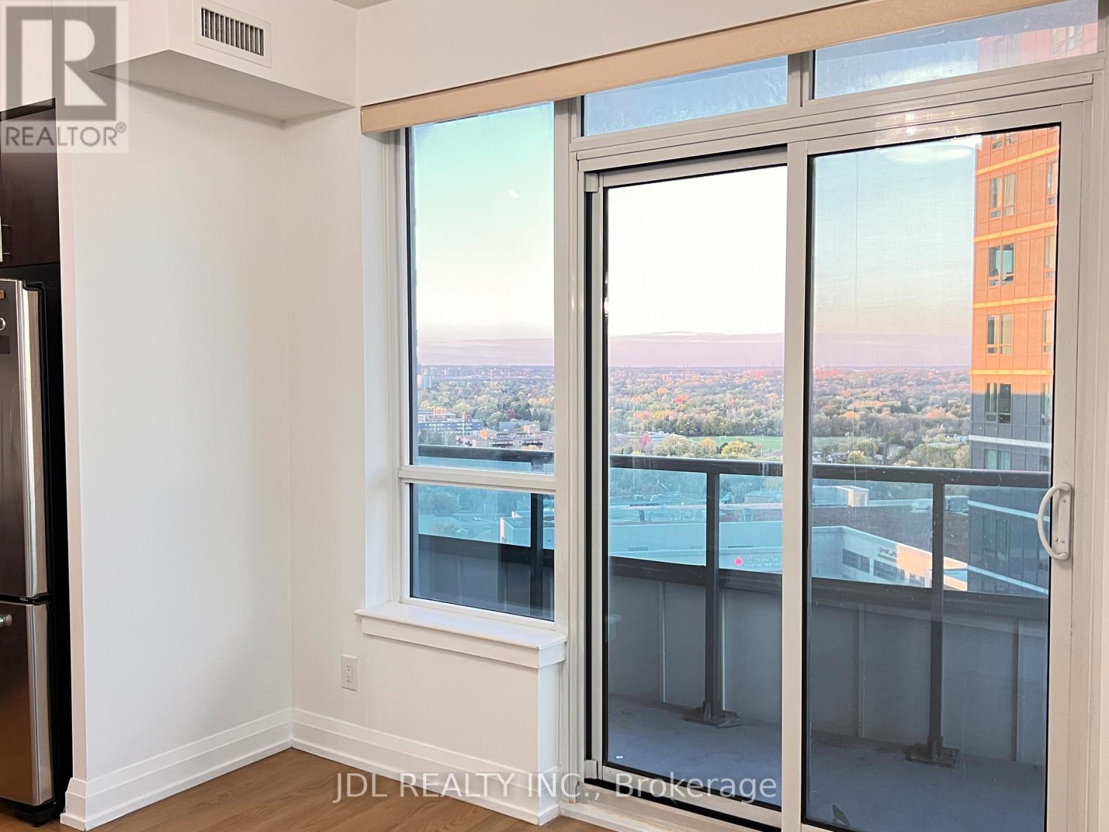 1031 - 7161 Yonge Street, Markham, Ontario  L3T 0C8 - Photo 8 - N12506130