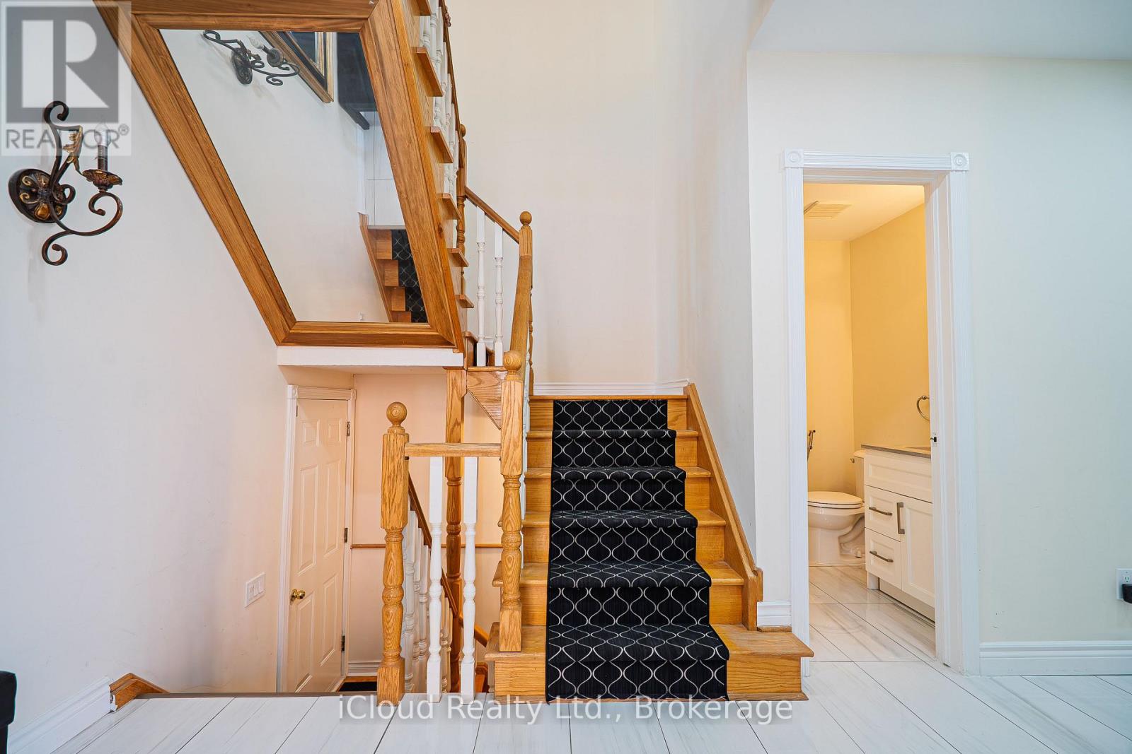 80 Venice Crescent W, Vaughan, Ontario  L4J 7T1 - Photo 18 - N12506134