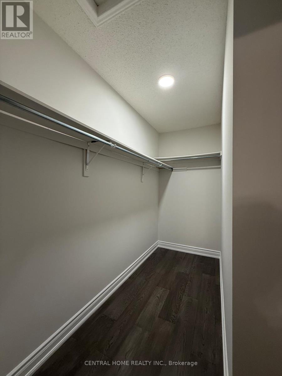 81 Bassett Avenue, Richmond Hill, Ontario  L4B 4H5 - Photo 17 - N12506136