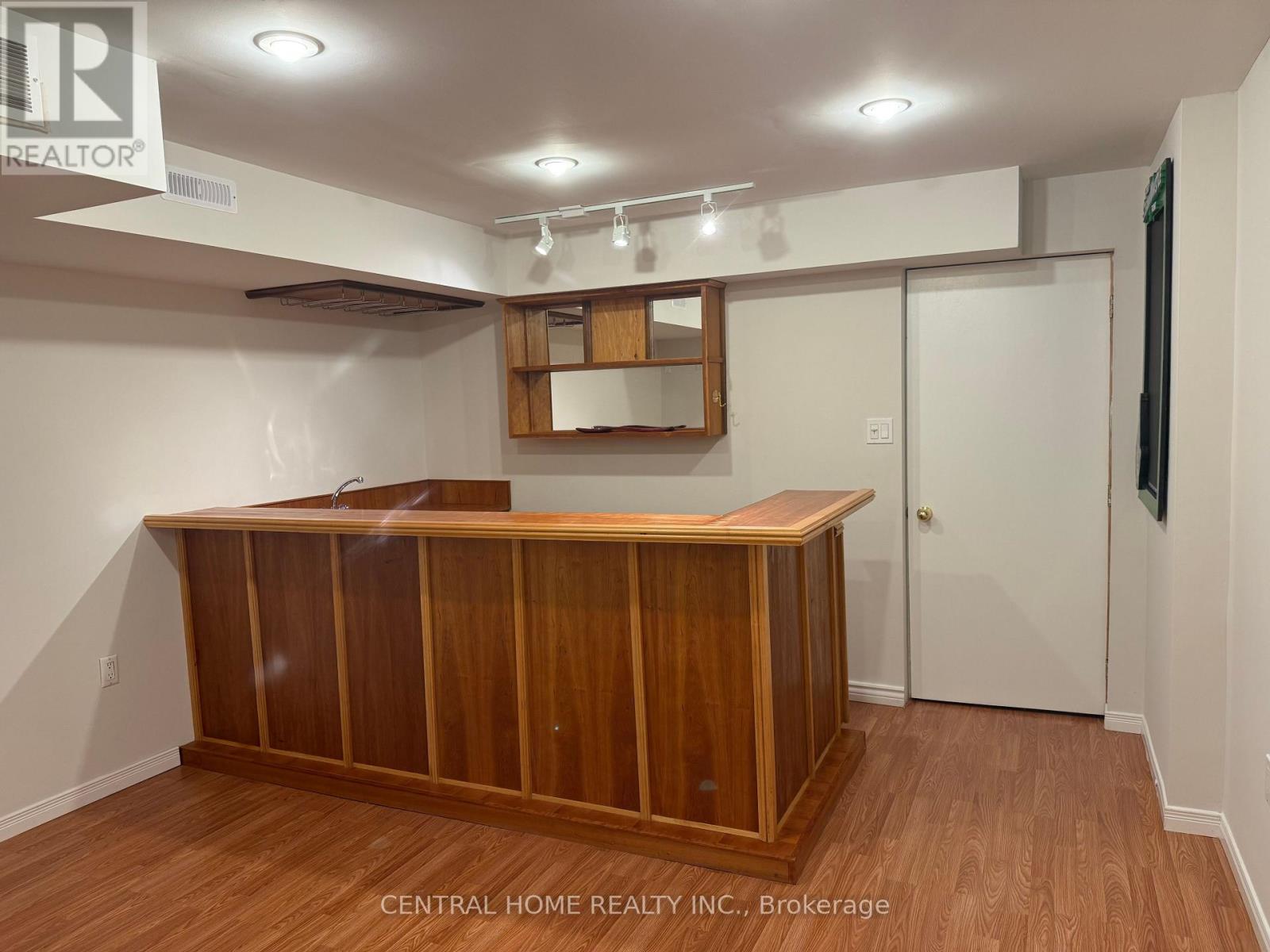 81 Bassett Avenue, Richmond Hill, Ontario  L4B 4H5 - Photo 31 - N12506136