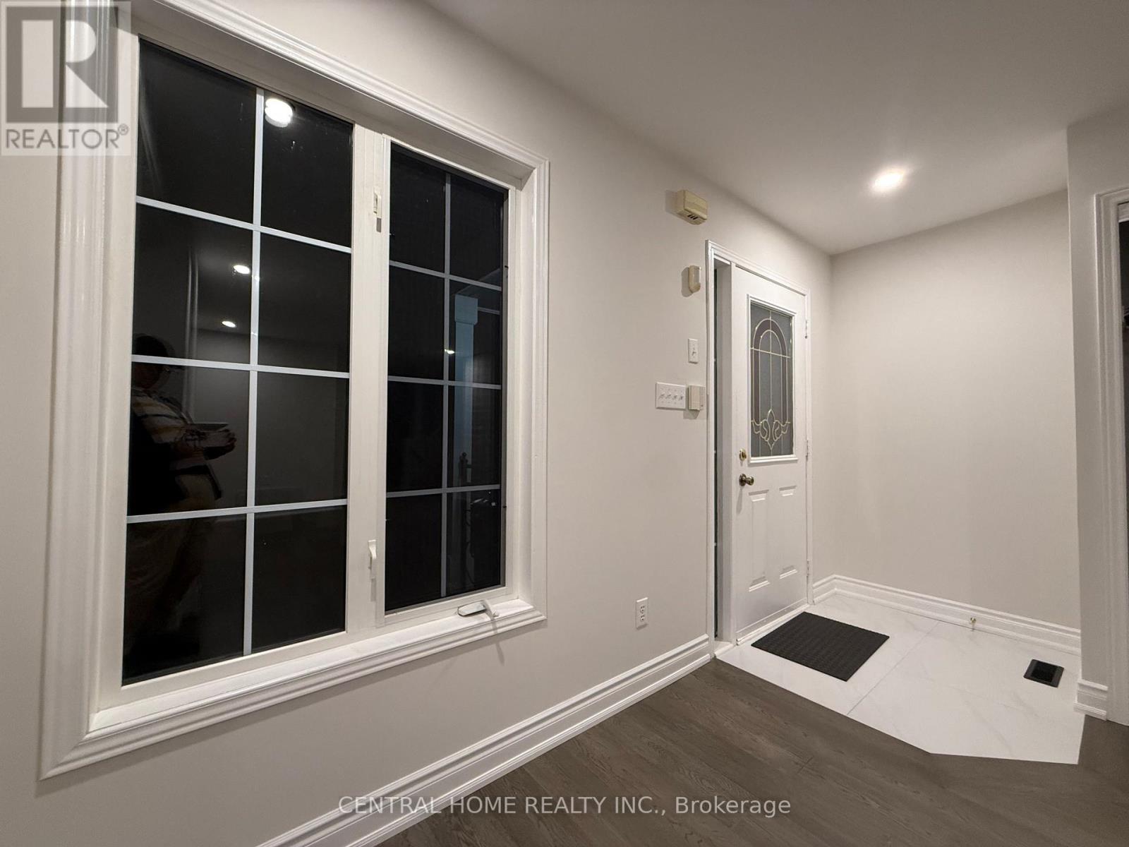 81 Bassett Avenue, Richmond Hill, Ontario  L4B 4H5 - Photo 35 - N12506136