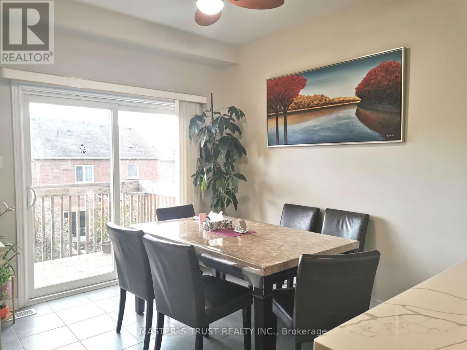 115 Herefordshire Crescent, East Gwillimbury, Ontario  L9N 0B5 - Photo 7 - N12506206