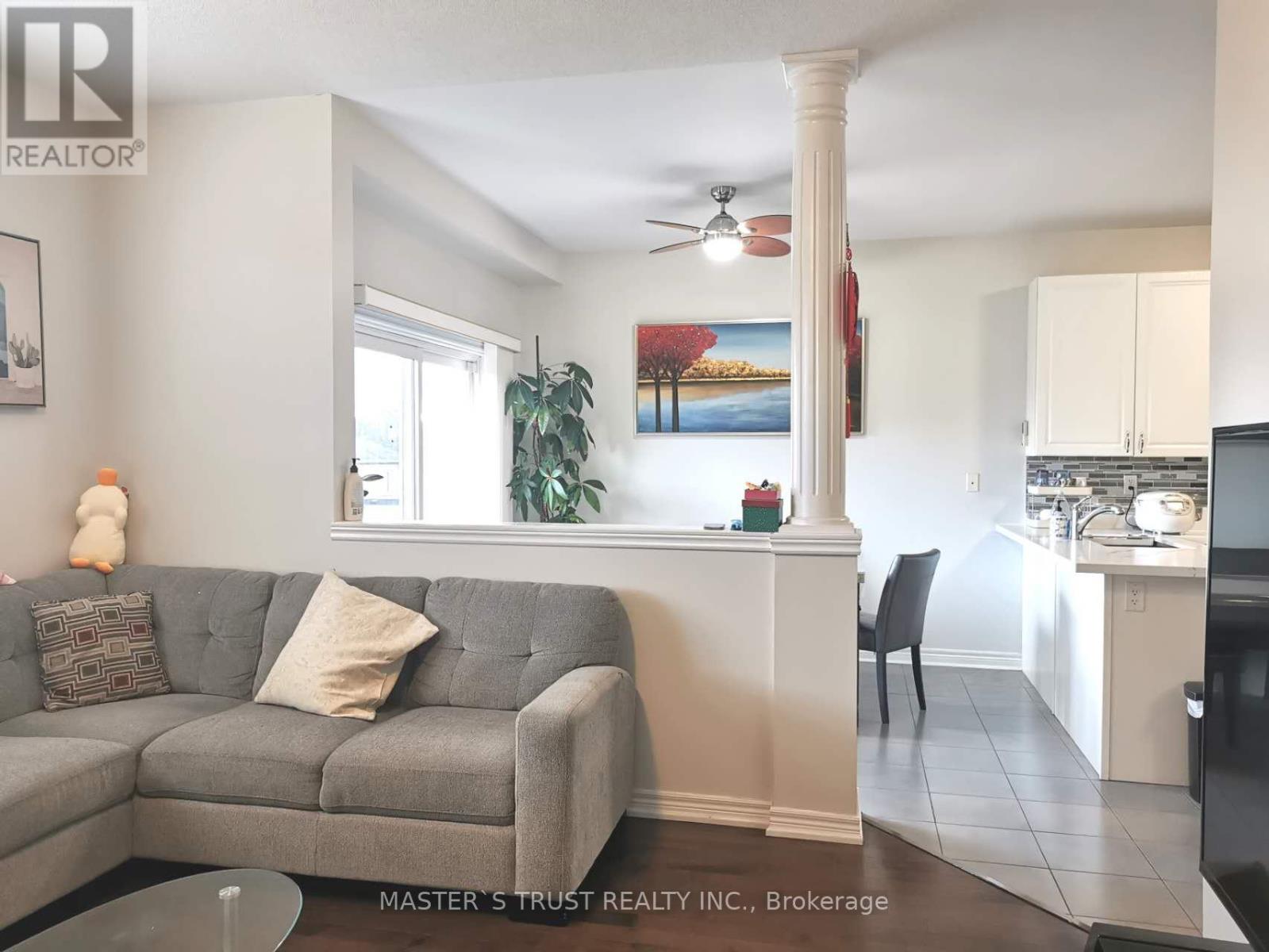 115 Herefordshire Crescent, East Gwillimbury, Ontario  L9N 0B5 - Photo 8 - N12506206