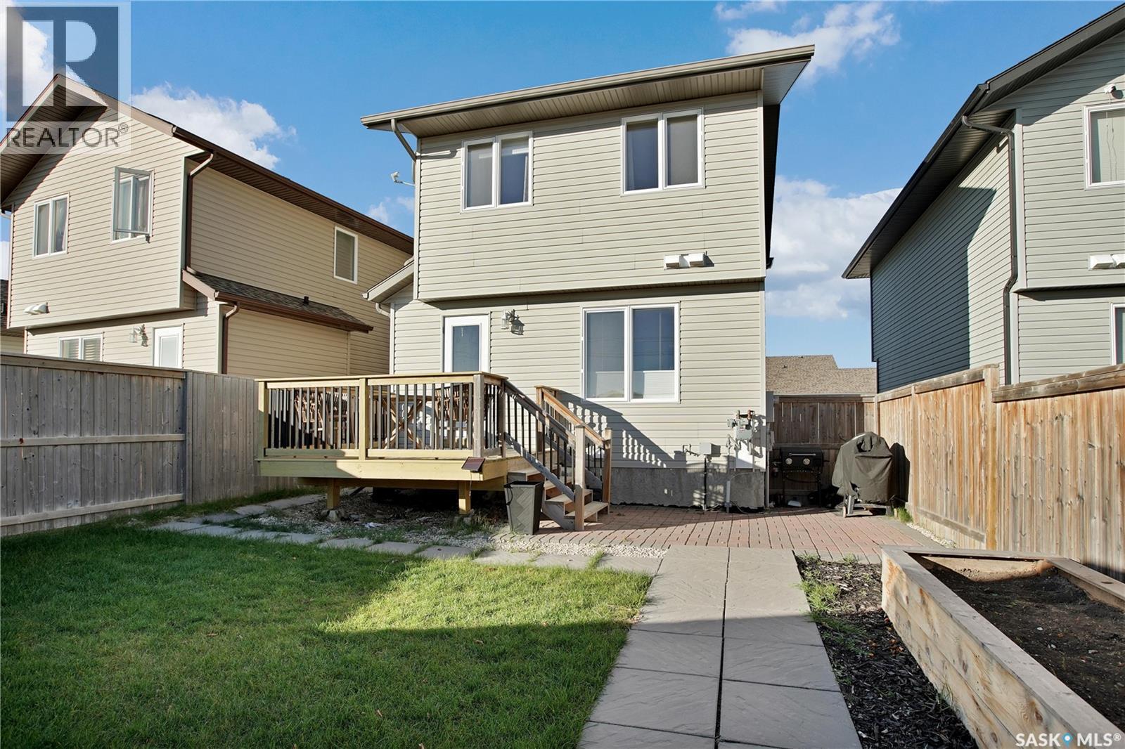 962 Glenview Cove, Martensville, Saskatchewan  S0K 0A2 - Photo 18 - SK022225