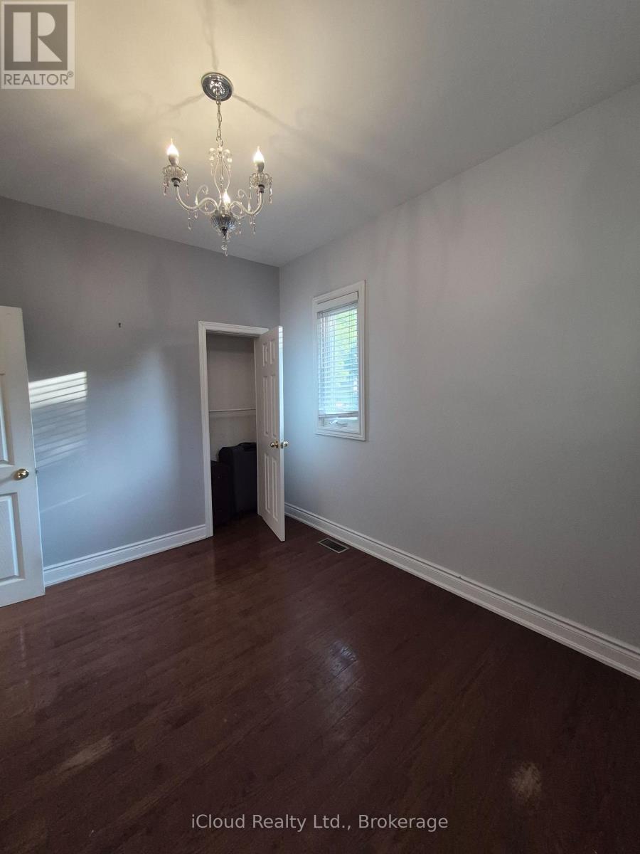 54 Twenty Third Street, Toronto (Long Branch), Ontario  M8V 3N1 - Photo 3 - W12506132