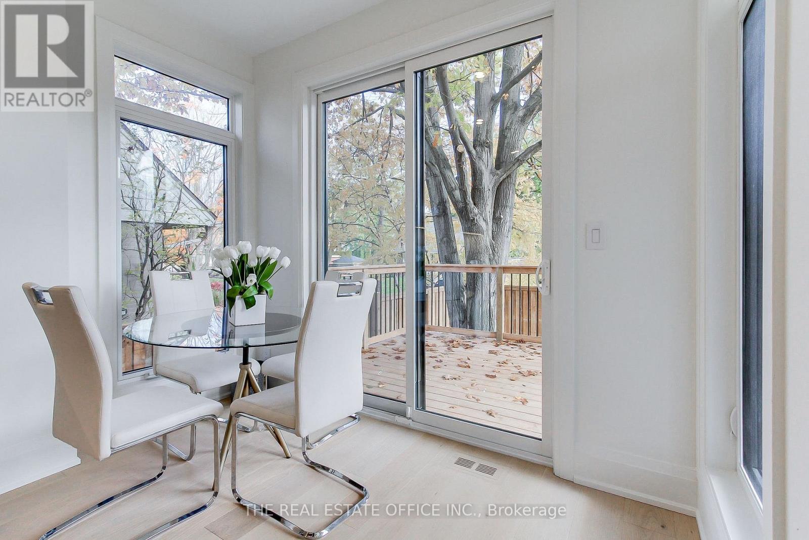 18 Beaverbrook Avenue, Toronto, Ontario  M9B 2M9 - Photo 13 - W12506168