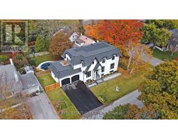 18 BEAVERBROOK AVENUE, Toronto, Ontario