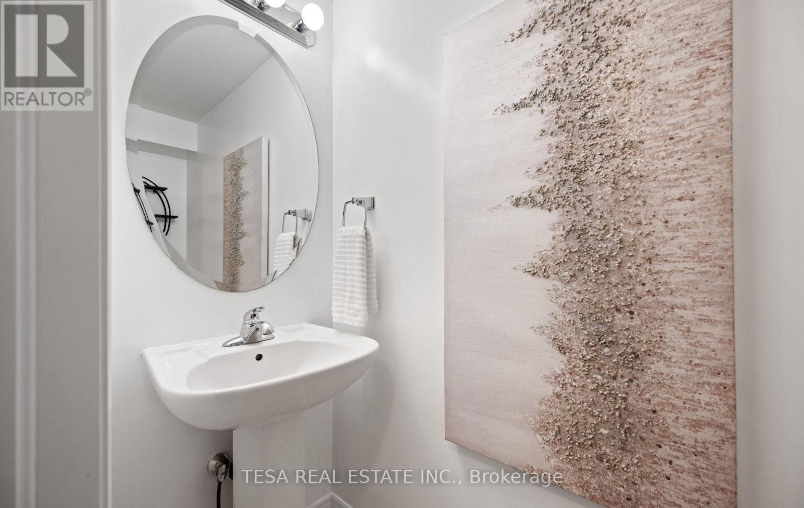 15 Hogan Manor Drive, Brampton, Ontario  L7A 4V4 - Photo 14 - W12506174