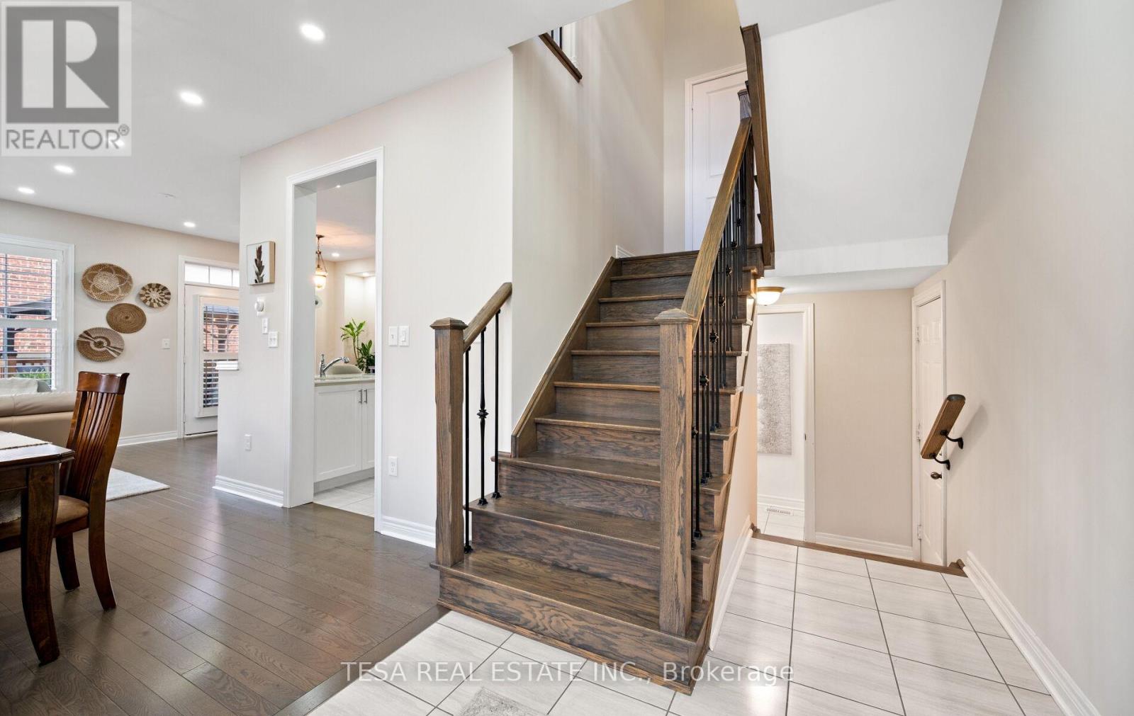 15 Hogan Manor Drive, Brampton, Ontario  L7A 4V4 - Photo 15 - W12506174