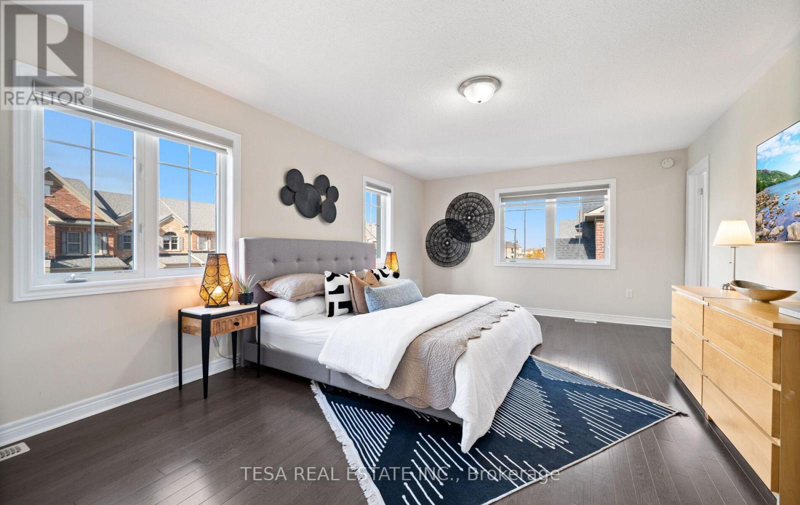 15 Hogan Manor Drive, Brampton, Ontario  L7A 4V4 - Photo 17 - W12506174