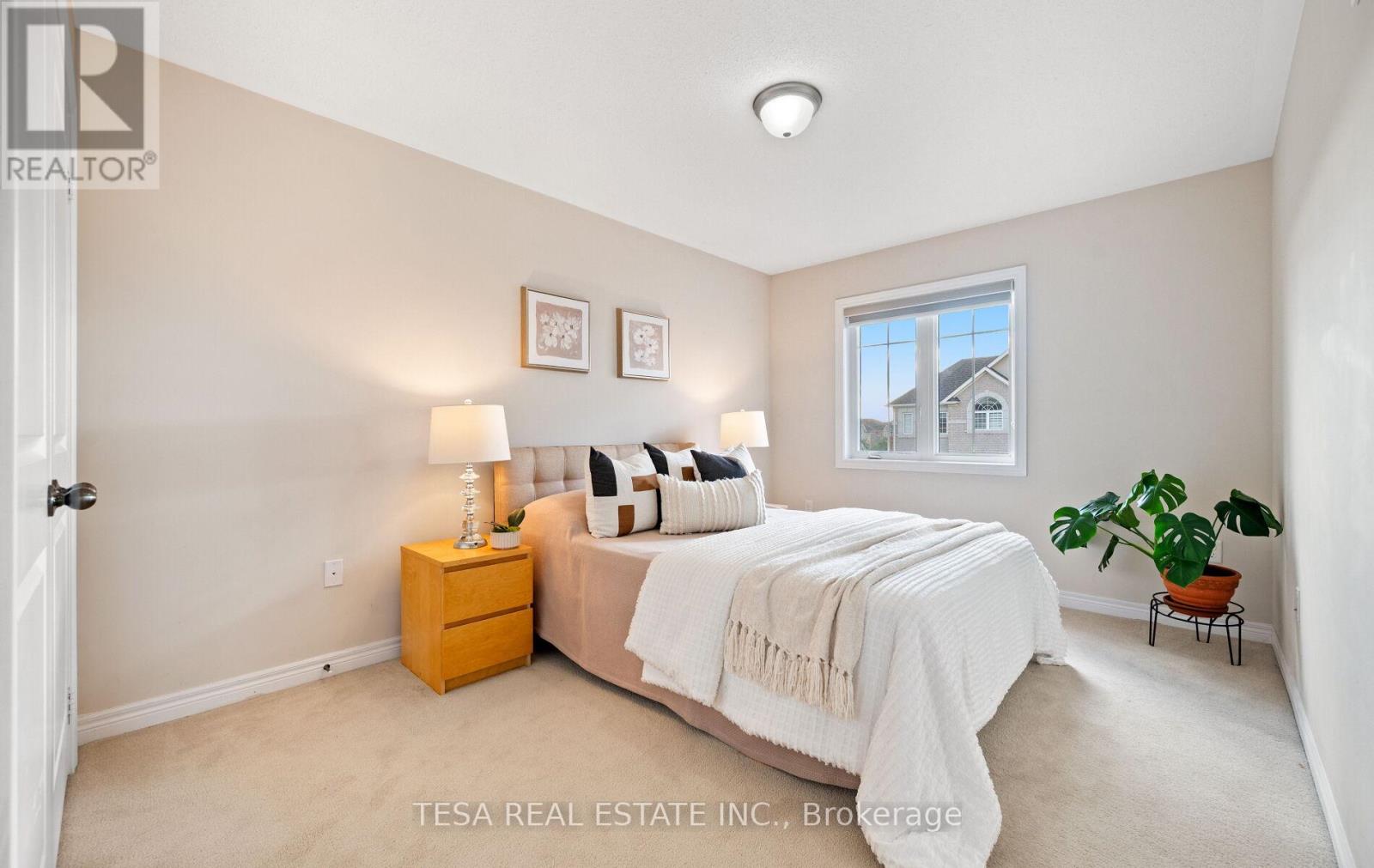 15 Hogan Manor Drive, Brampton, Ontario  L7A 4V4 - Photo 24 - W12506174