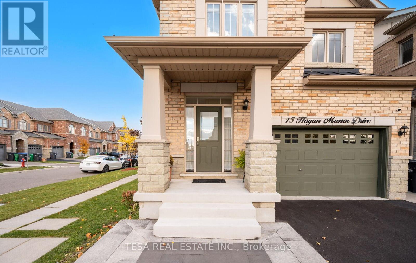 15 Hogan Manor Drive, Brampton, Ontario  L7A 4V4 - Photo 34 - W12506174