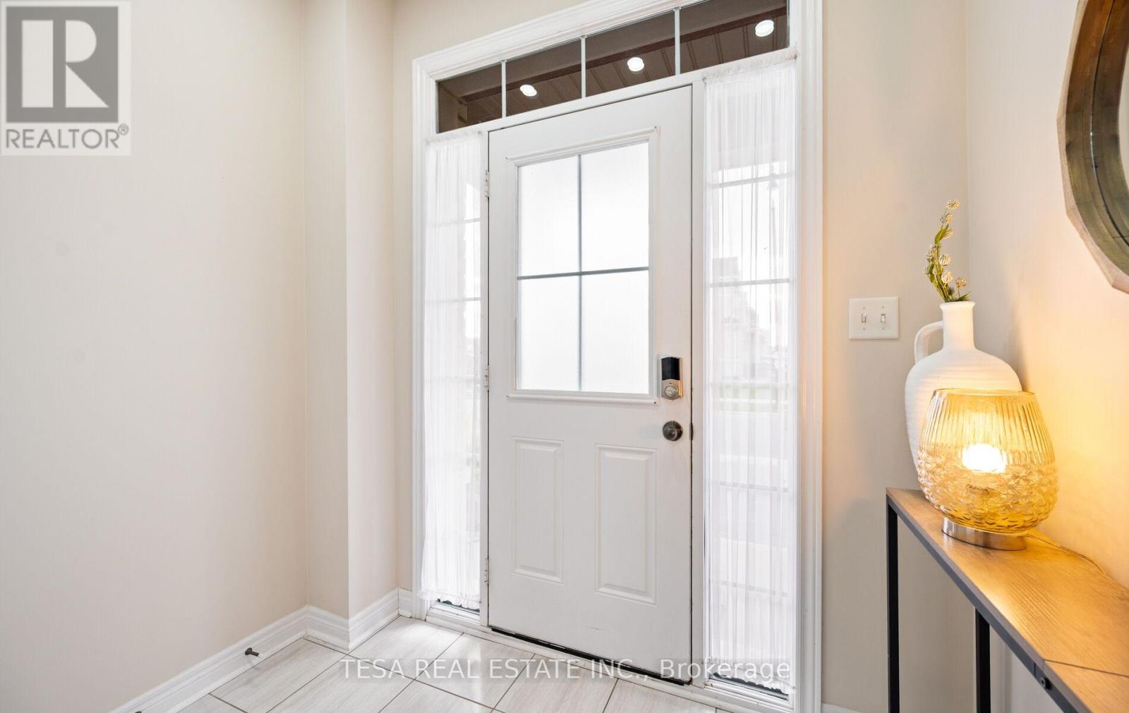 15 Hogan Manor Drive, Brampton, Ontario  L7A 4V4 - Photo 35 - W12506174