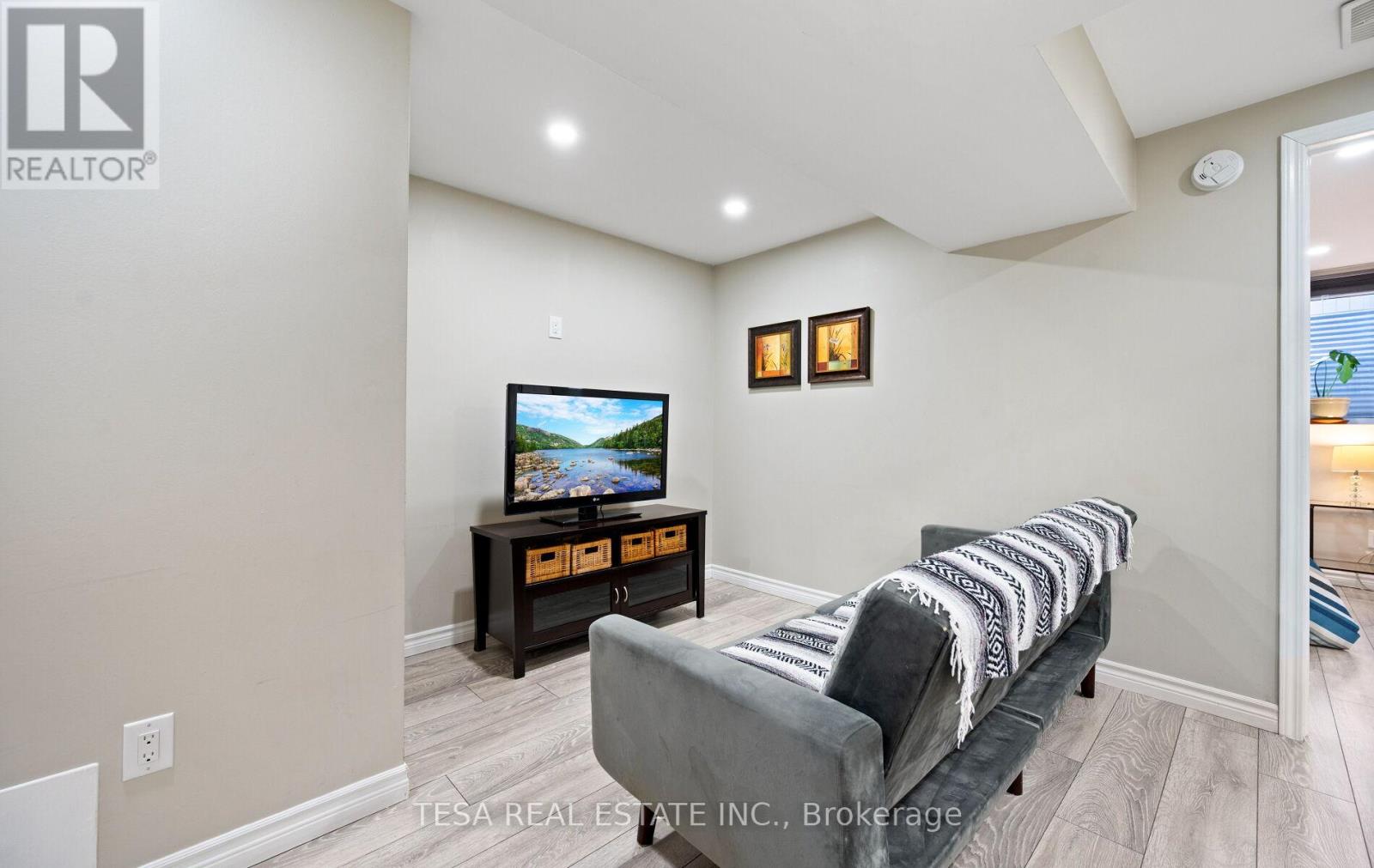 15 Hogan Manor Drive, Brampton, Ontario  L7A 4V4 - Photo 38 - W12506174