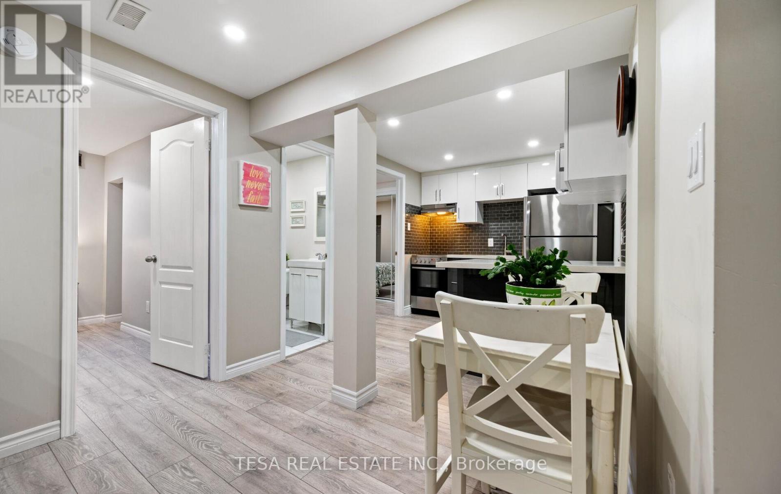 15 Hogan Manor Drive, Brampton, Ontario  L7A 4V4 - Photo 39 - W12506174