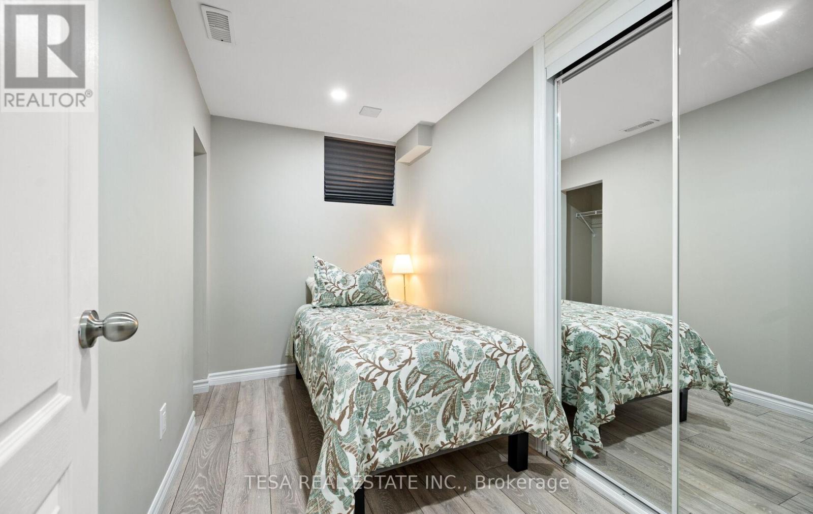 15 Hogan Manor Drive, Brampton, Ontario  L7A 4V4 - Photo 43 - W12506174