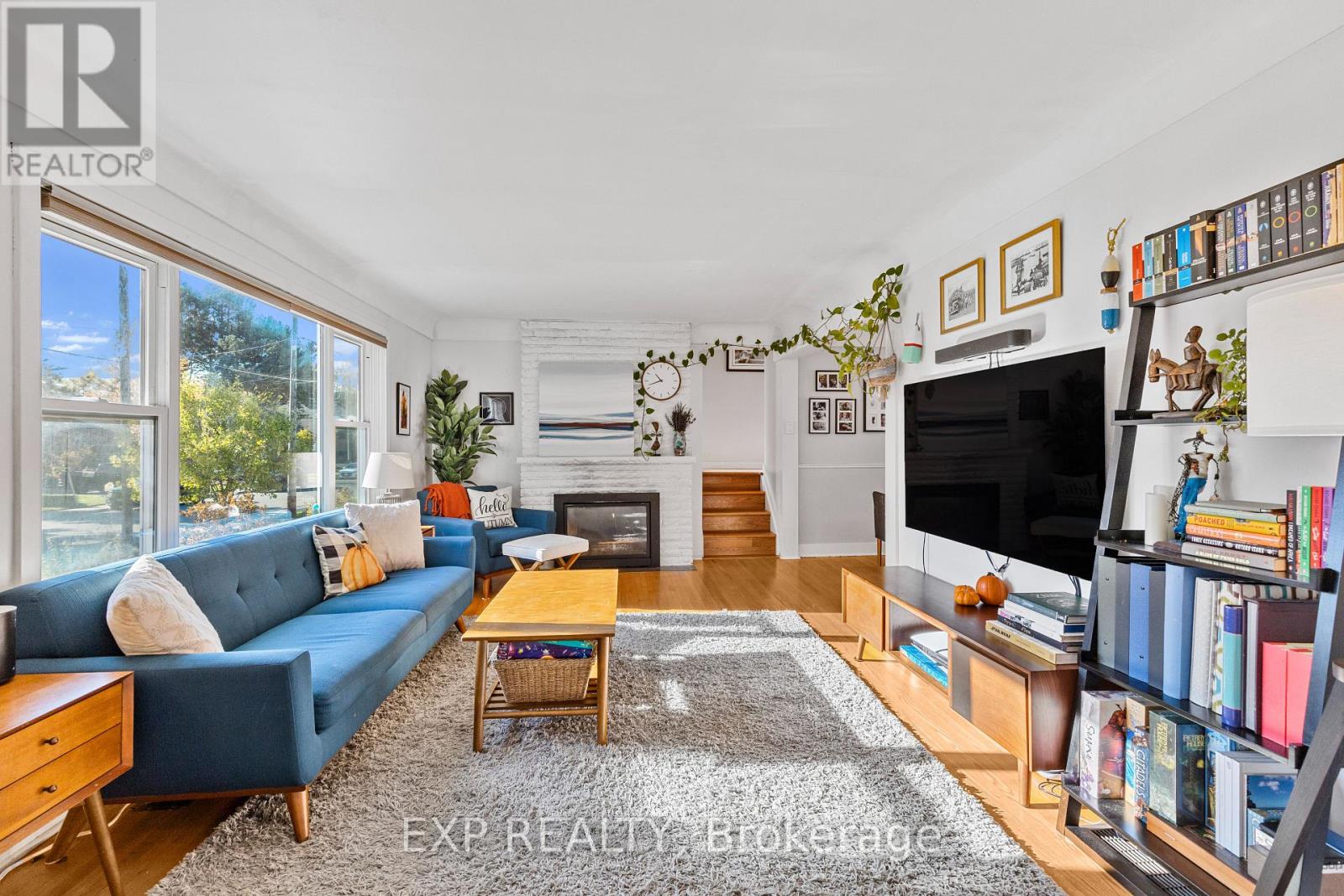 1177 Bellview Street, Burlington, Ontario  L7S 1C6 - Photo 6 - W12506286