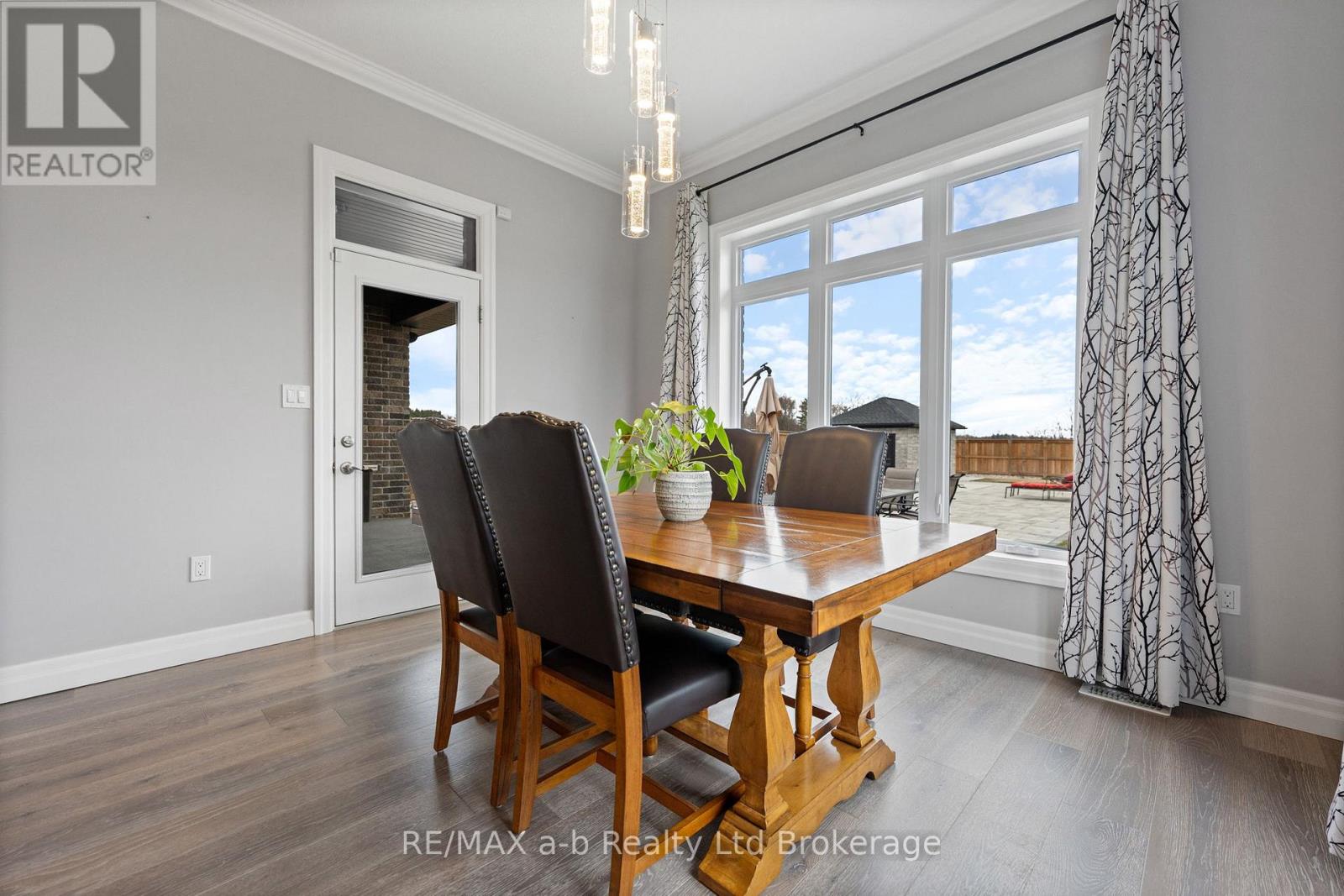 1005 Windham Centre Road, Norfolk, Ontario  N0E 2A0 - Photo 13 - X12506284