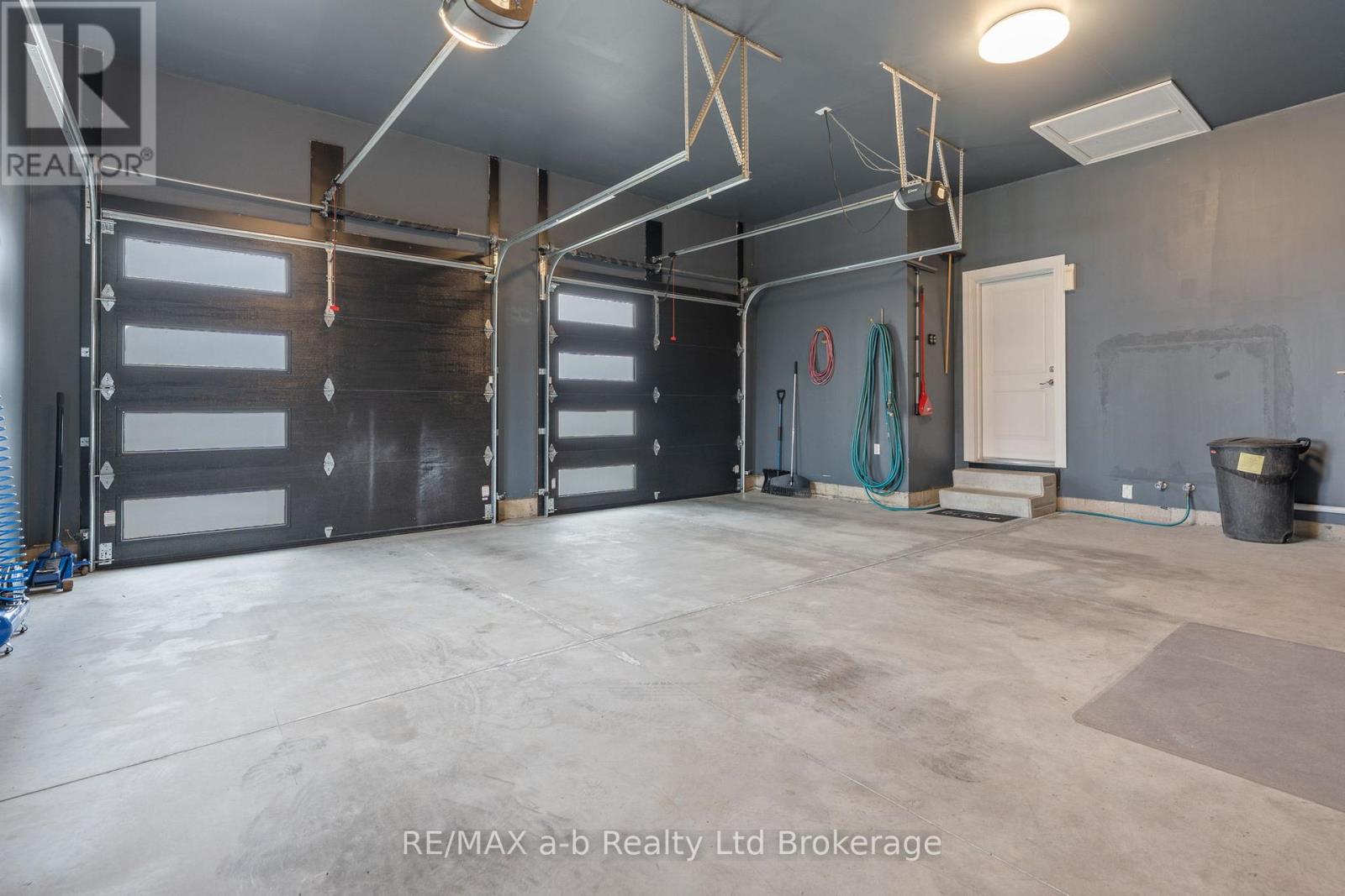 1005 Windham Centre Road, Norfolk, Ontario  N0E 2A0 - Photo 31 - X12506284