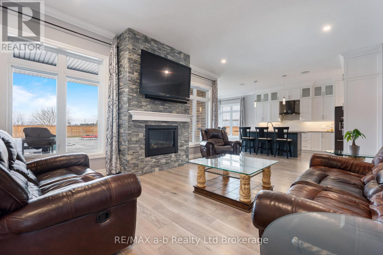 1005 Windham Centre Road, Norfolk, Ontario  N0E 2A0 - Photo 6 - X12506284