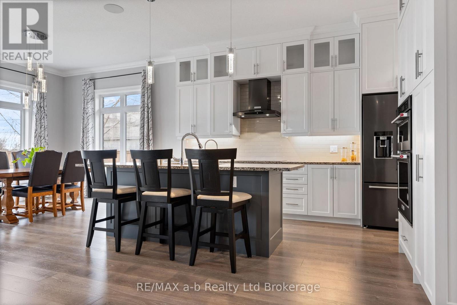 1005 Windham Centre Road, Norfolk, Ontario  N0E 2A0 - Photo 9 - X12506284