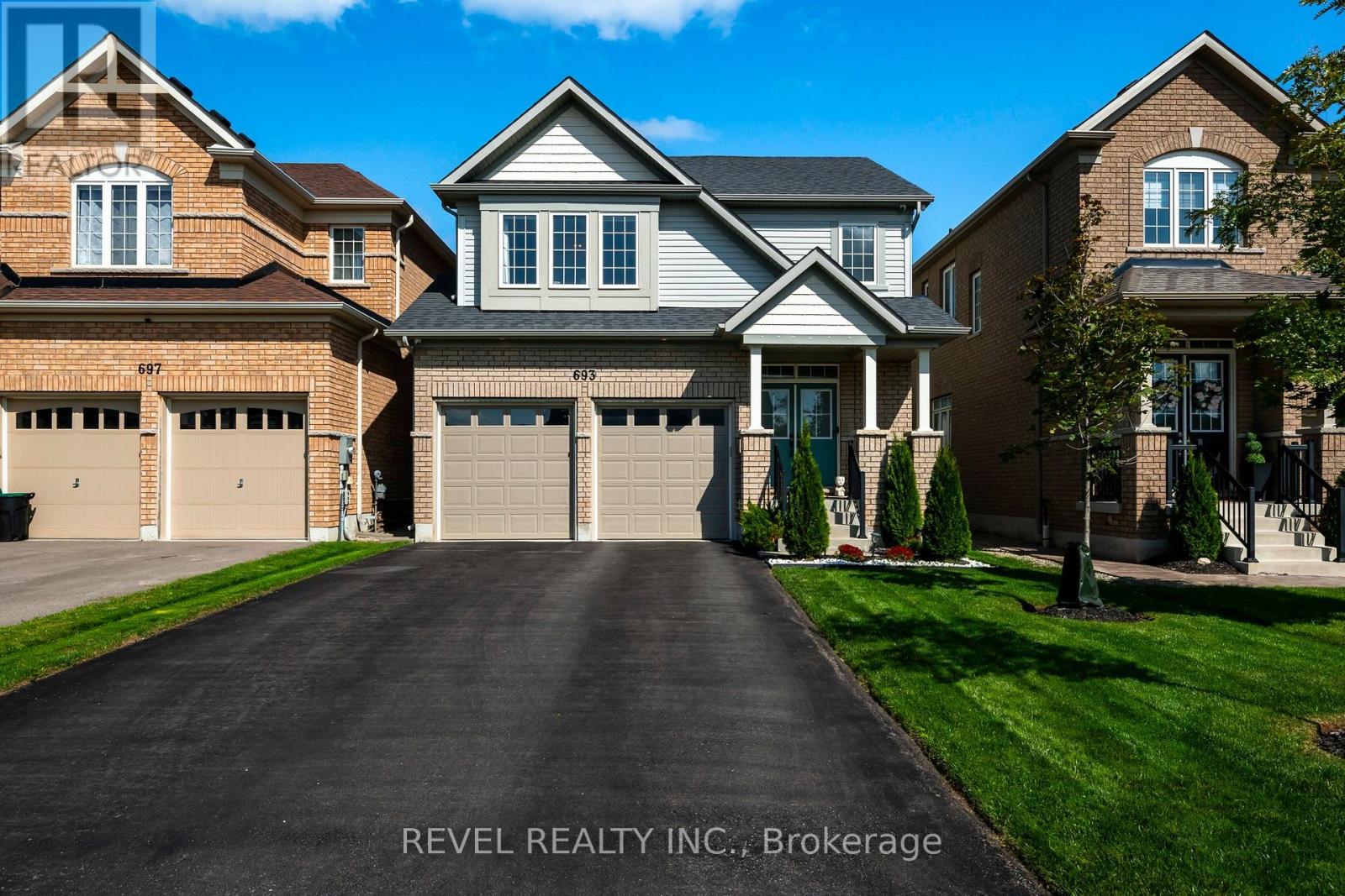 693 Mcmullen Street, Shelburne, Ontario  L9V 3X4 - Photo 2 - X12506212