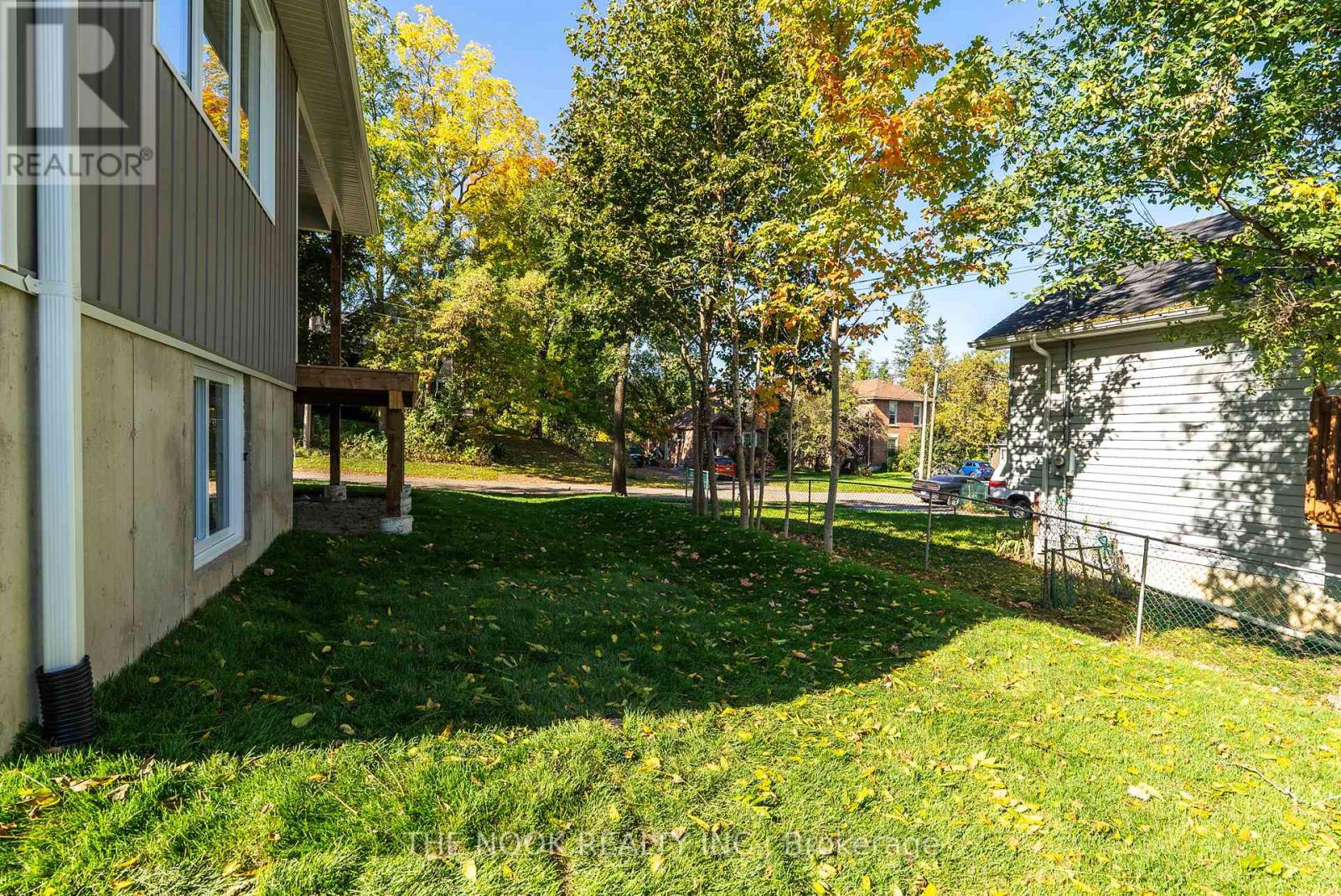 50 Russell Street E, Kawartha Lakes, Ontario K9V 2A6 - Photo 46 - X12506290