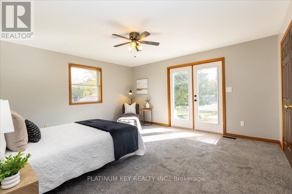 58 Victoria Drive, Strathroy-Caradoc, Ontario  N0L 1T0 - Photo 13 - X12506296