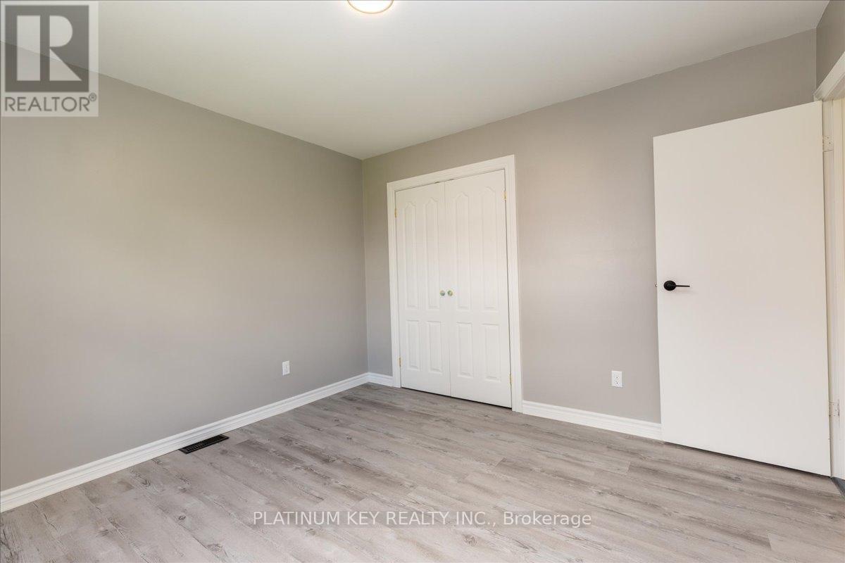 58 Victoria Drive, Strathroy-Caradoc, Ontario  N0L 1T0 - Photo 16 - X12506296