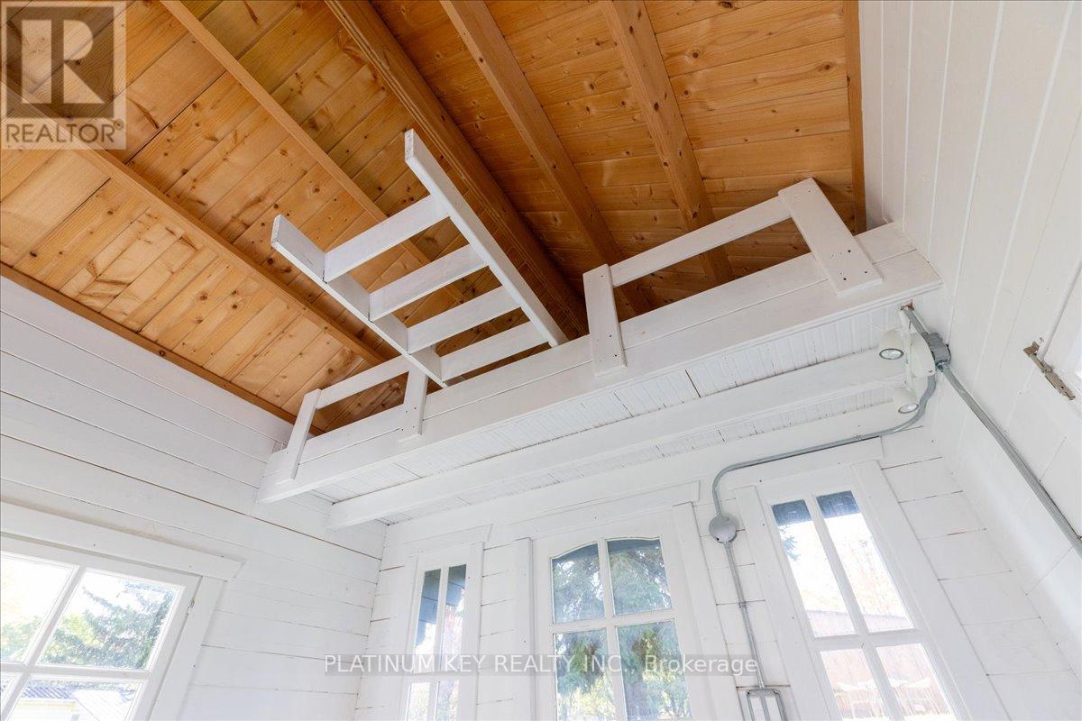 58 Victoria Drive, Strathroy-Caradoc, Ontario  N0L 1T0 - Photo 31 - X12506296