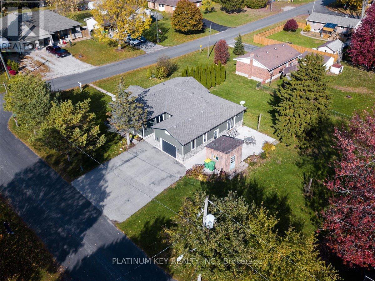58 Victoria Drive, Strathroy-Caradoc, Ontario  N0L 1T0 - Photo 34 - X12506296
