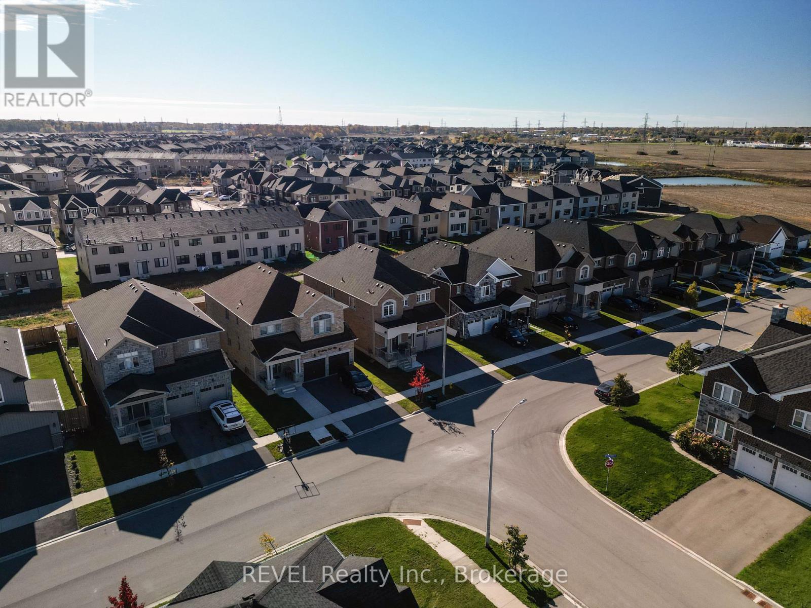 44 Spring Crest Way, Thorold, Ontario L2V 0J8 - Photo 36 - X12505606